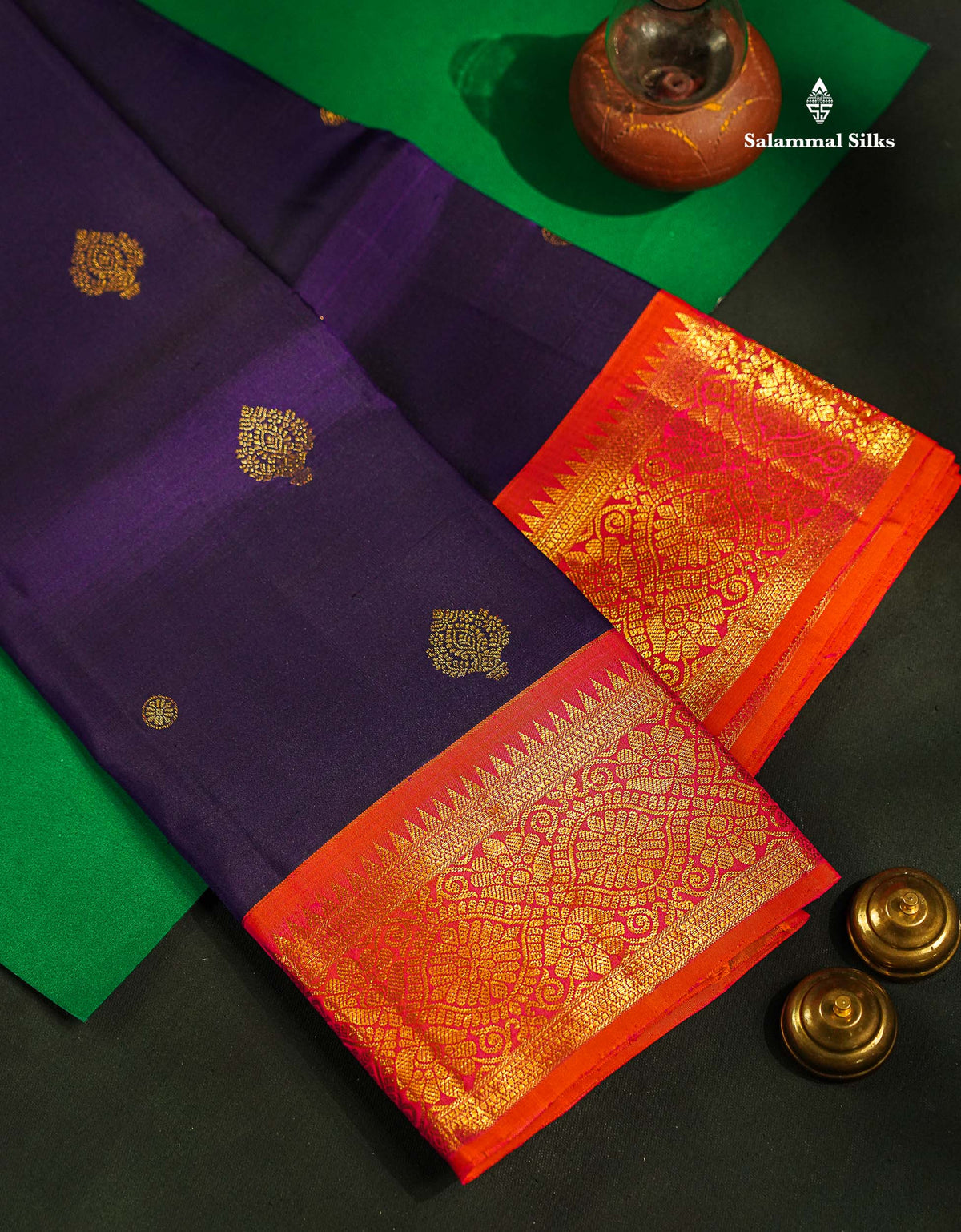 Beautiful Korvai Violet Pure Kanjivaram Silk Saree With Contrast Dual Tone Pinkish Orange Traditional Border