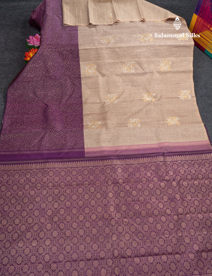Fancy Koravi Wooden Design Body Pure Kanjivaram Silk Saree With Long Contrast Dark Purple Border