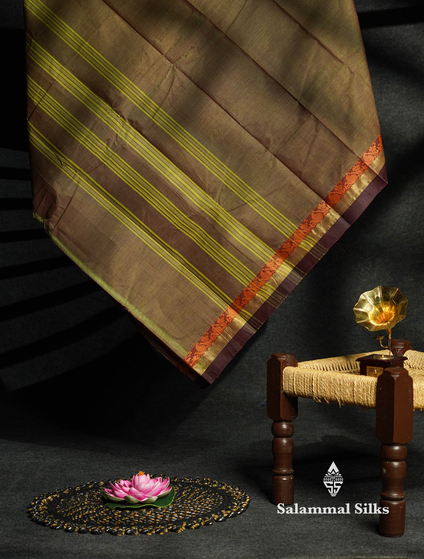 Beautiful Mehandi Green Pure Chettinad Cotton Saree With Thread And  Zari Border