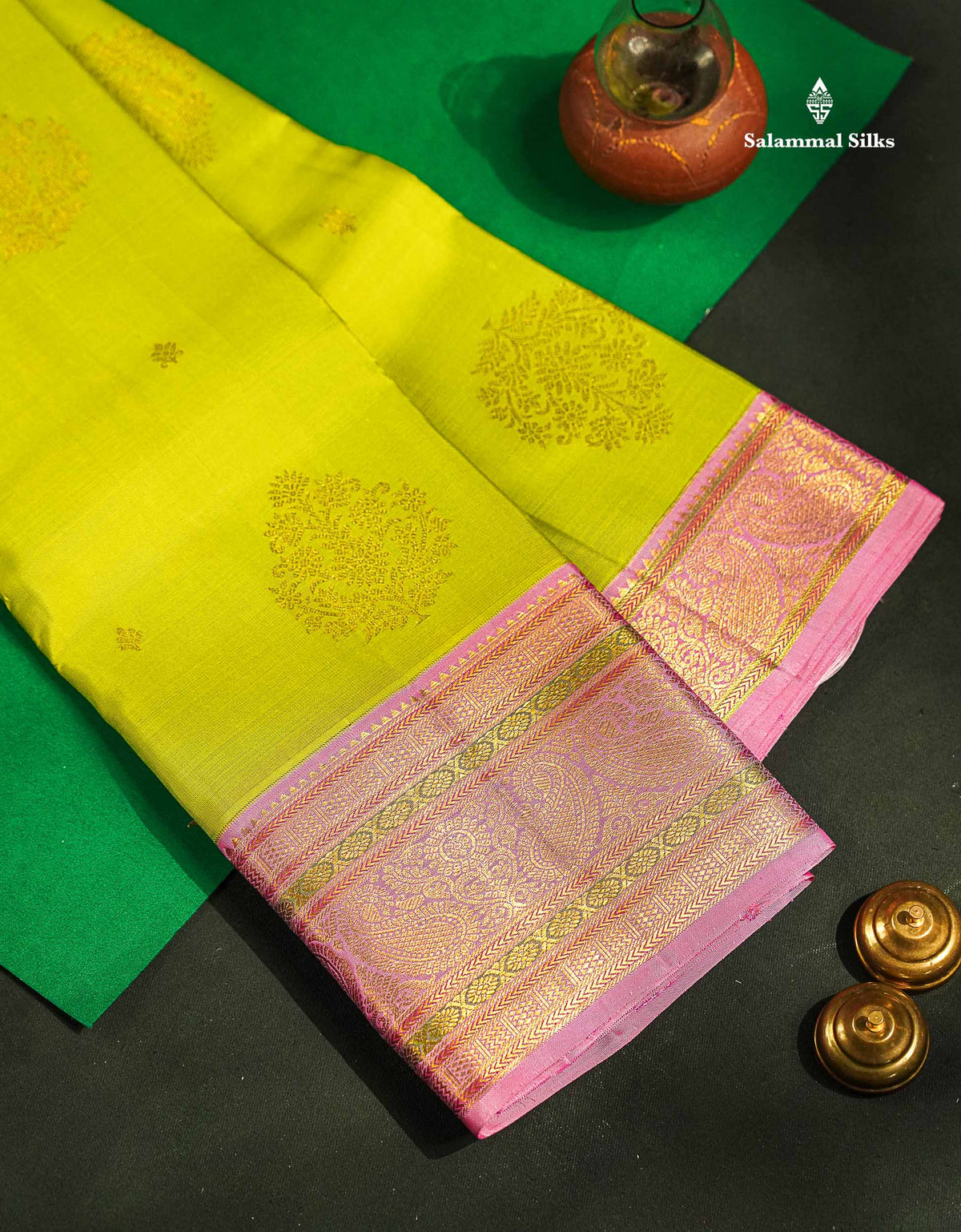 Korvai Beautiful Parrot Green Pure Kanjivaram Silk Saree With Contrast Baby Pink Traditional Evening Morning Border