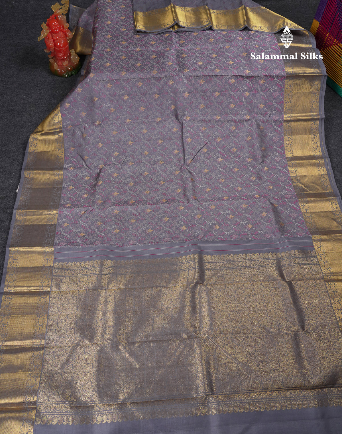 Beautiful Grey Pure Kanjivaram Silk Saree With Traditional Border