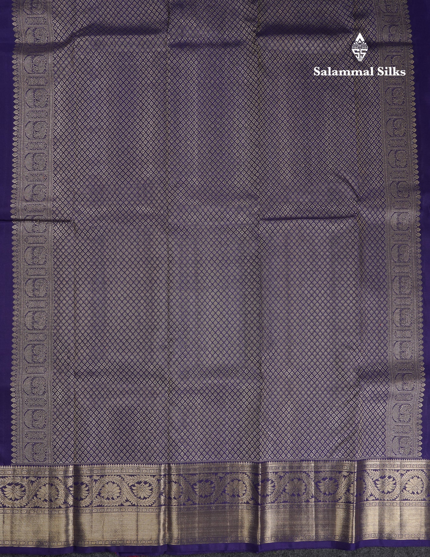 Beautiful Navy Blue Pure Kanjivaram Silk Saree With Traditional Border