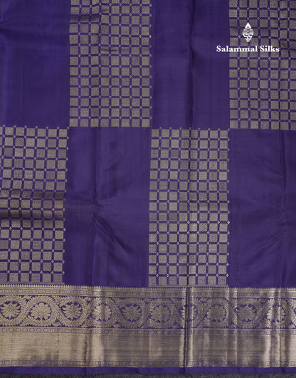 Beautiful Navy Blue Pure Kanjivaram Silk Saree With Traditional Border