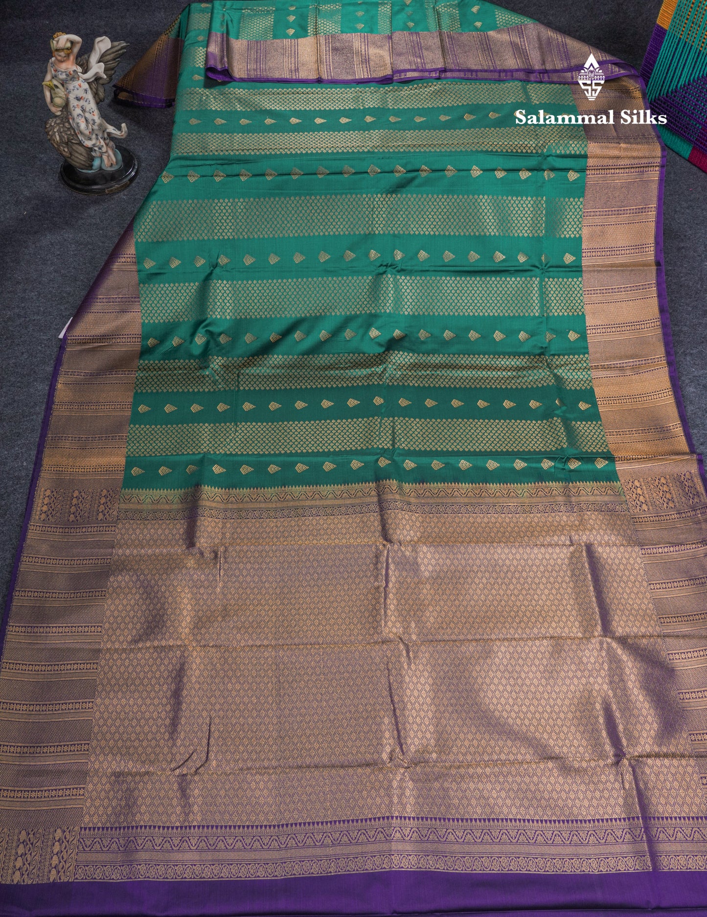 Grey Beautiful Semi Silk Saree With Contrast Navy Blue Border
