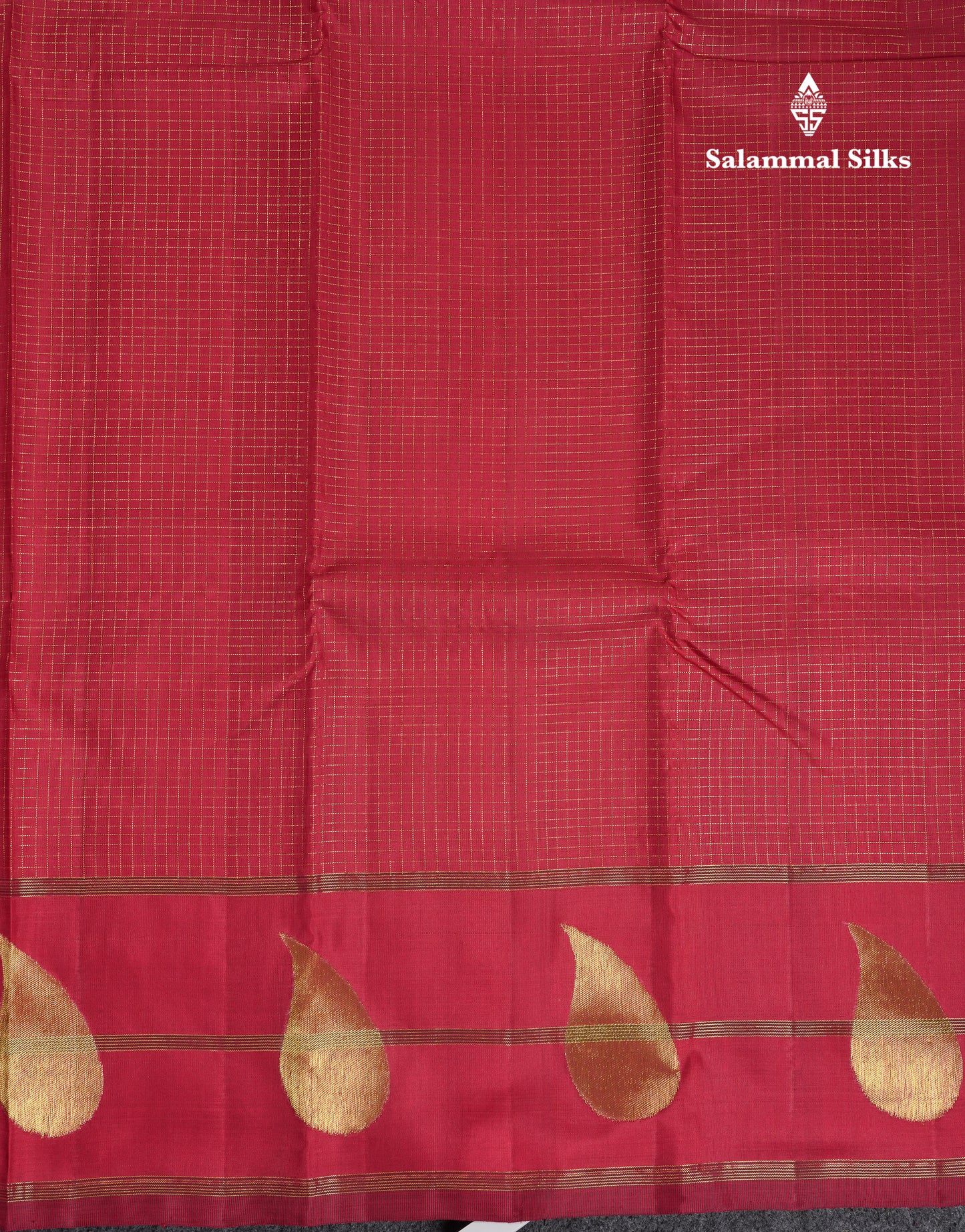 Beautiful Maroon Vaira Oosi Small Checks Pure Kanjivaram Silk Saree With Traditional Border