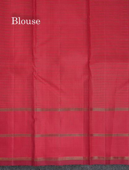 Beautiful Maroon Vaira Oosi Small Checks Pure Kanjivaram Silk Saree With Traditional Border