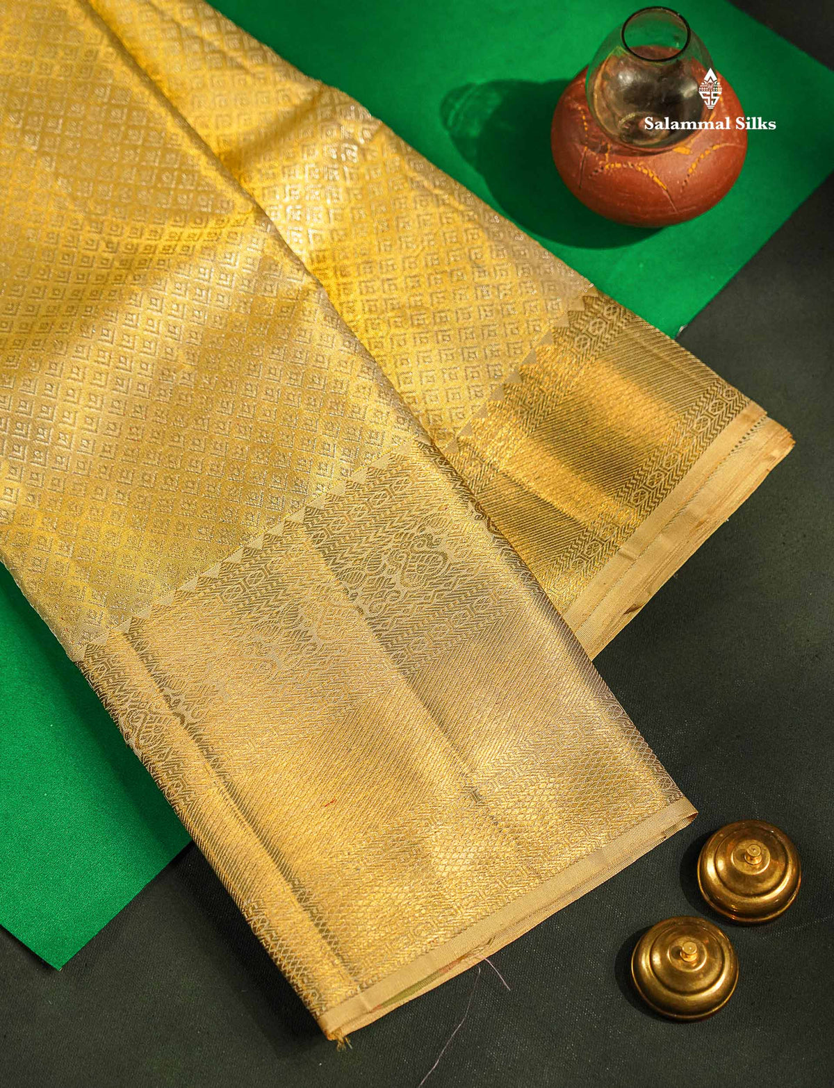 Beautiful Beige Tissue 2G Pure Kanjivaram Silk Saree With Traditional Evening Morning Border
