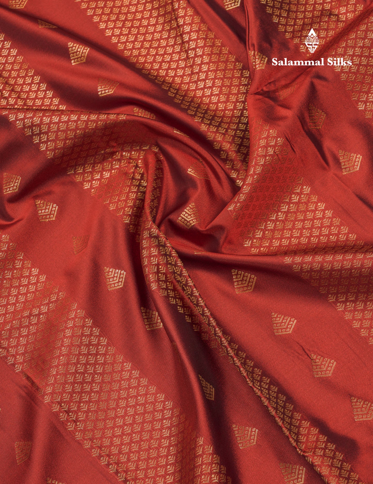 Grey Beautiful Semi Silk Saree With Contrast Navy Blue Border