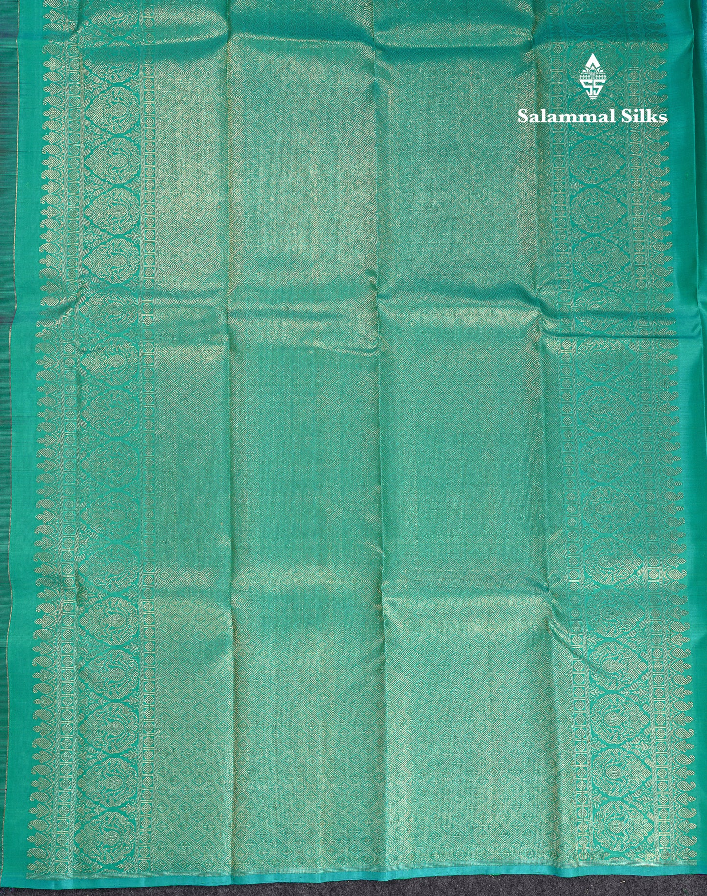 Beautiful Magenta Fancy Pure Kanjivaram Silk Saree With Contrast Sapphire Green Blouse