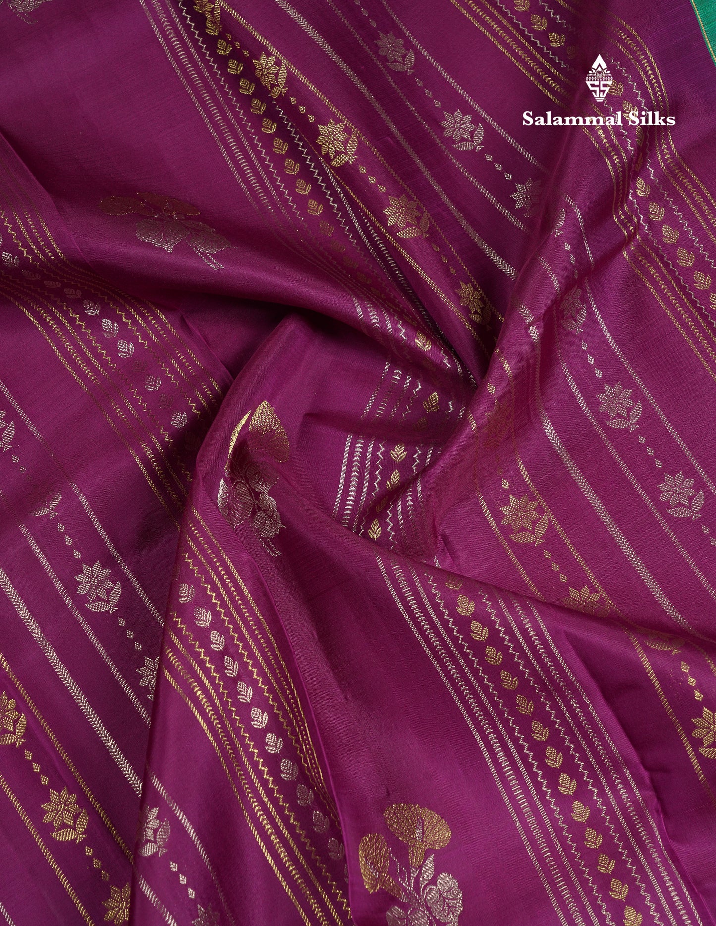 Beautiful Magenta Fancy Pure Kanjivaram Silk Saree With Contrast Sapphire Green Blouse