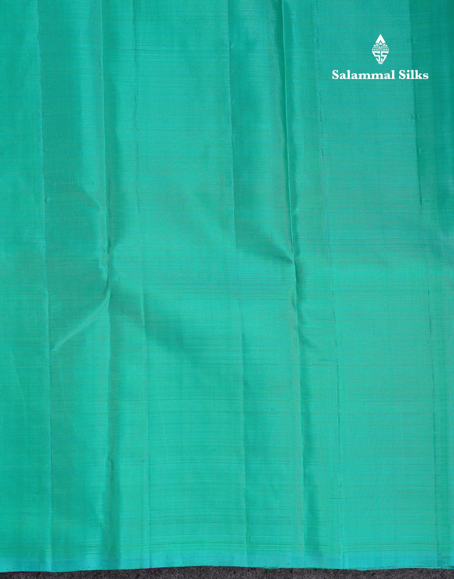 Beautiful Magenta Fancy Pure Kanjivaram Silk Saree With Contrast Sapphire Green Blouse