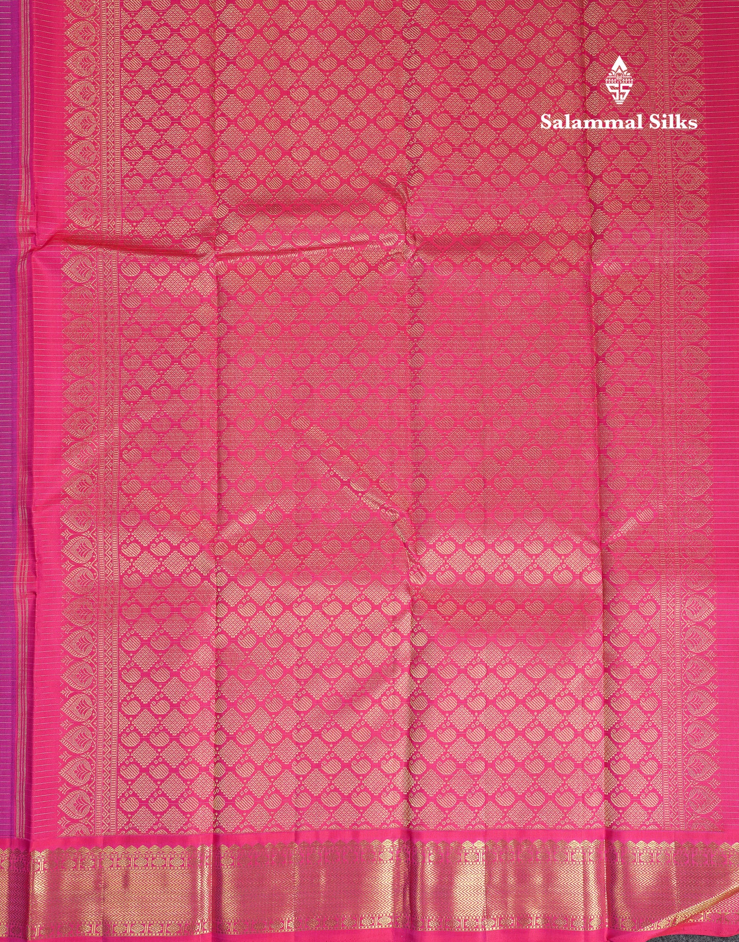 Beautiful Koravi Navy Blue Vaira Oosi Checks Pure Kanjivaram Silk Saree With Contrast Pink Traditional Border