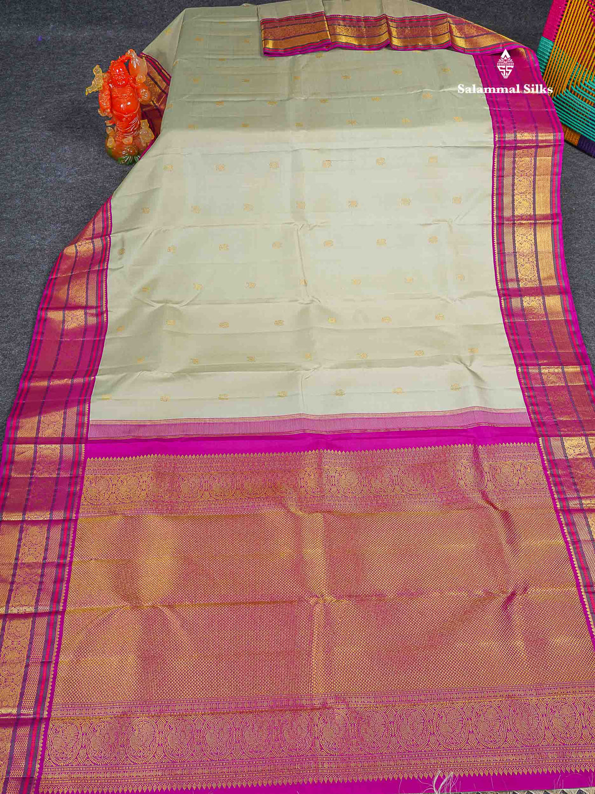 Korvai Pure Kanjivaram Silk Saree - Greenish Grey Colour Body With Contrast Magenta Pink Traditional Evening Morning Border