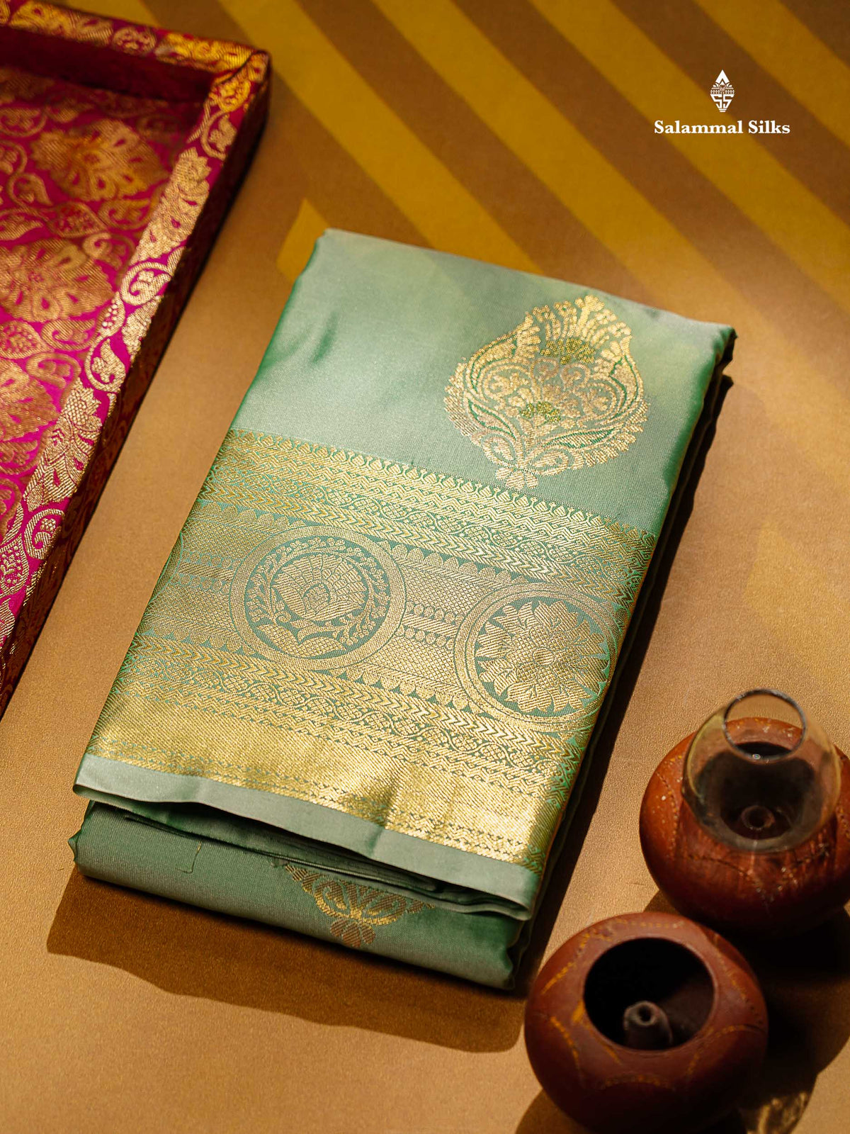 Beautiful Light Rexona Semi Silk Saree With Traditional Evening Morning Border