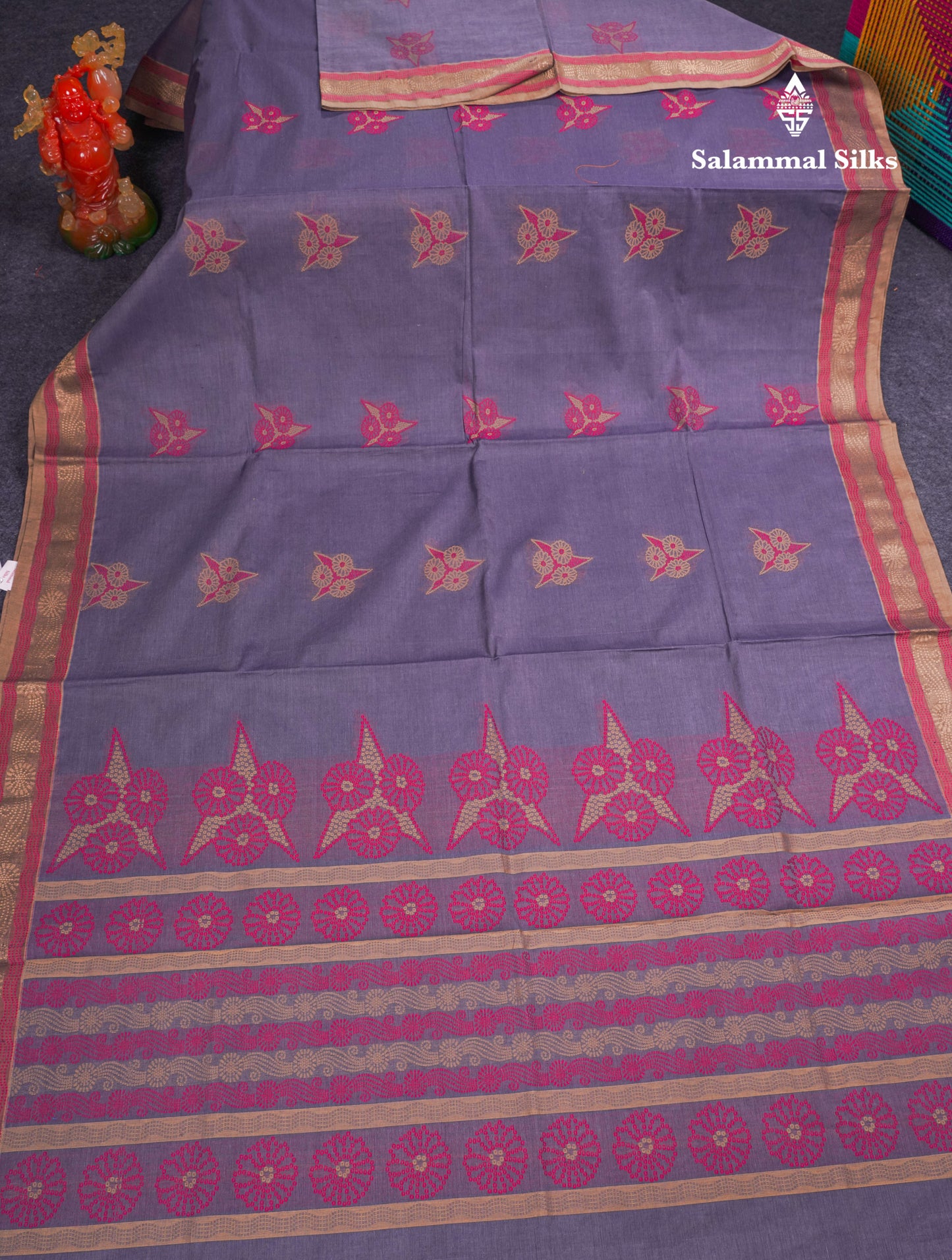 Beautiful Grey Thread Work Buttas Pure Cotton Saree With Contrast Beige Border