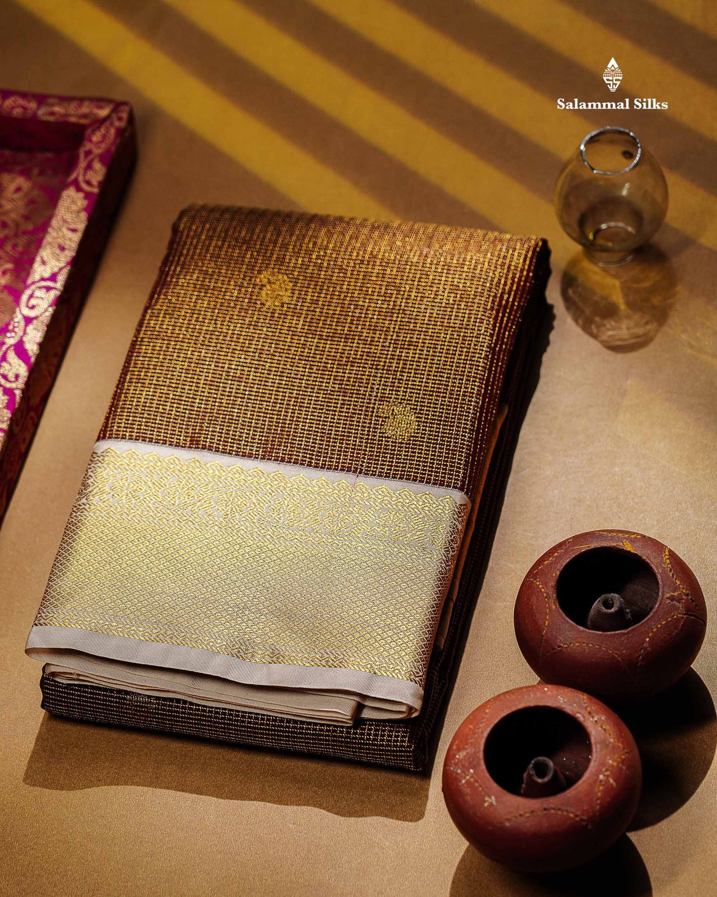 Semi Silk Saree - Bottle Green Mango Butta With Tiny Vaira Oosi Checks Along With Contrast Cream Sandal Traditional Border
