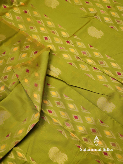 Beautiful Royal Blue Ikkat Semi Silk Fancy Saree With Vadamalli Blouse