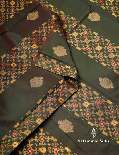 Beautiful Lavender Ikkat And Buttas Semi Silk Fancy Saree With Violet Blouse