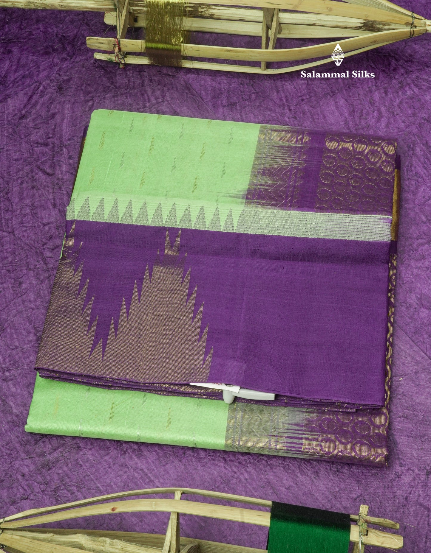 Light Elaichi Green Pure Silk Cotton Saree With Contrast Violet Temple Border