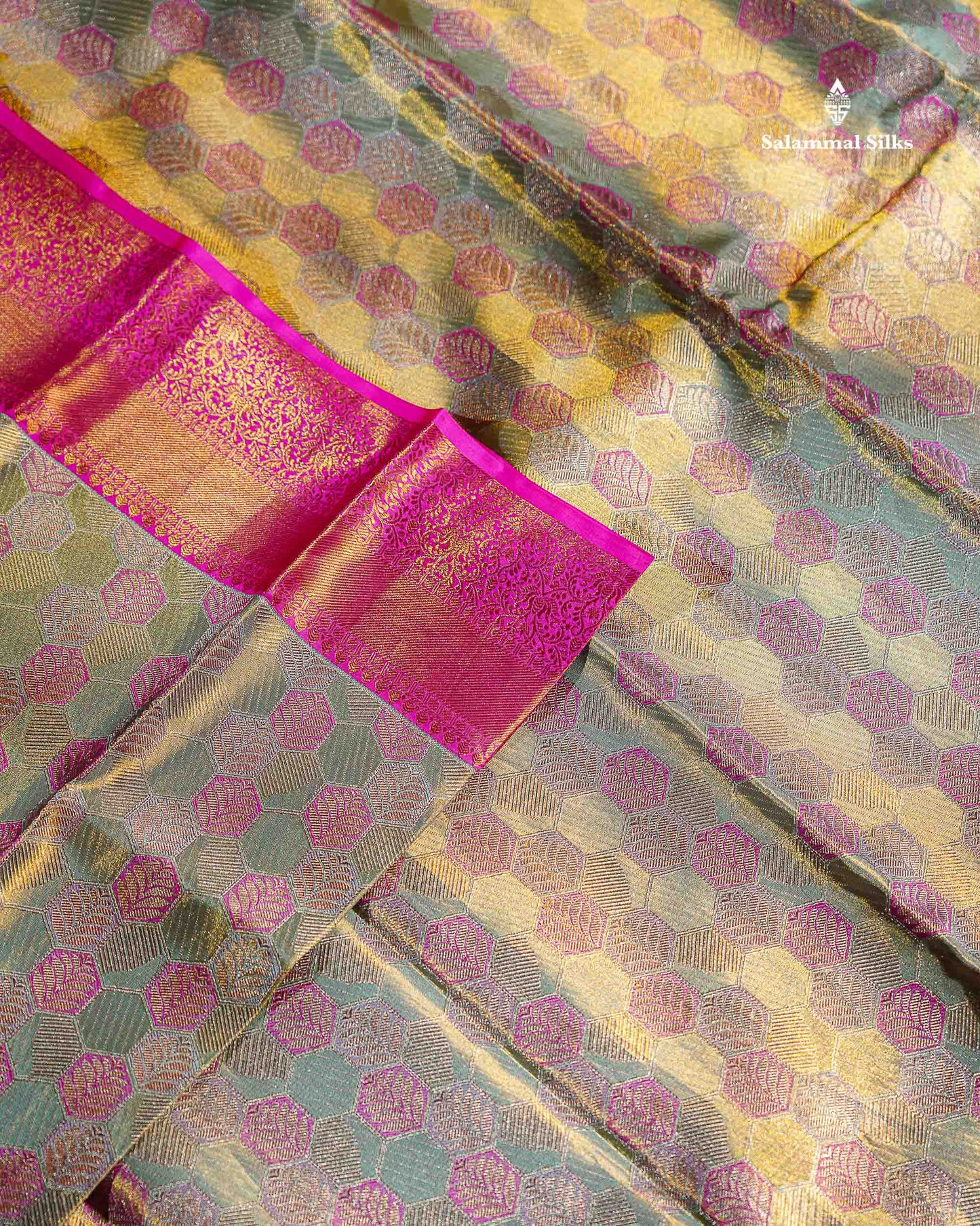 Light Green Colour Pure Kanjivaram Tissue Silk Saree with Pink Border