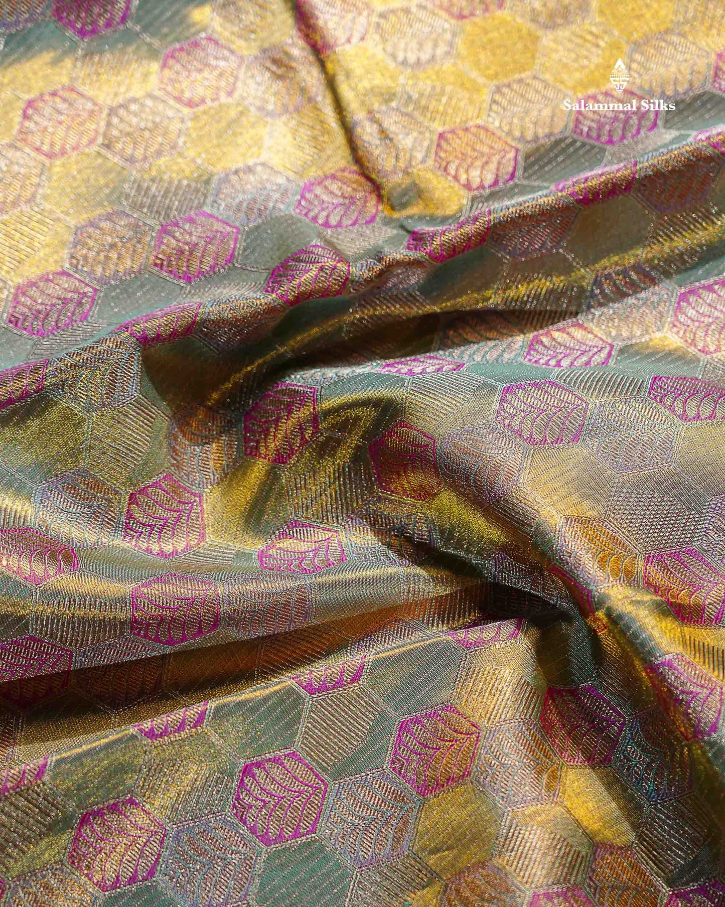 Light Green Colour Pure Kanjivaram Tissue Silk Saree with Pink Border