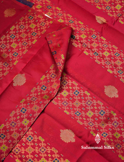 Beautiful Lavender Ikkat And Buttas Semi Silk Fancy Saree With Violet Blouse