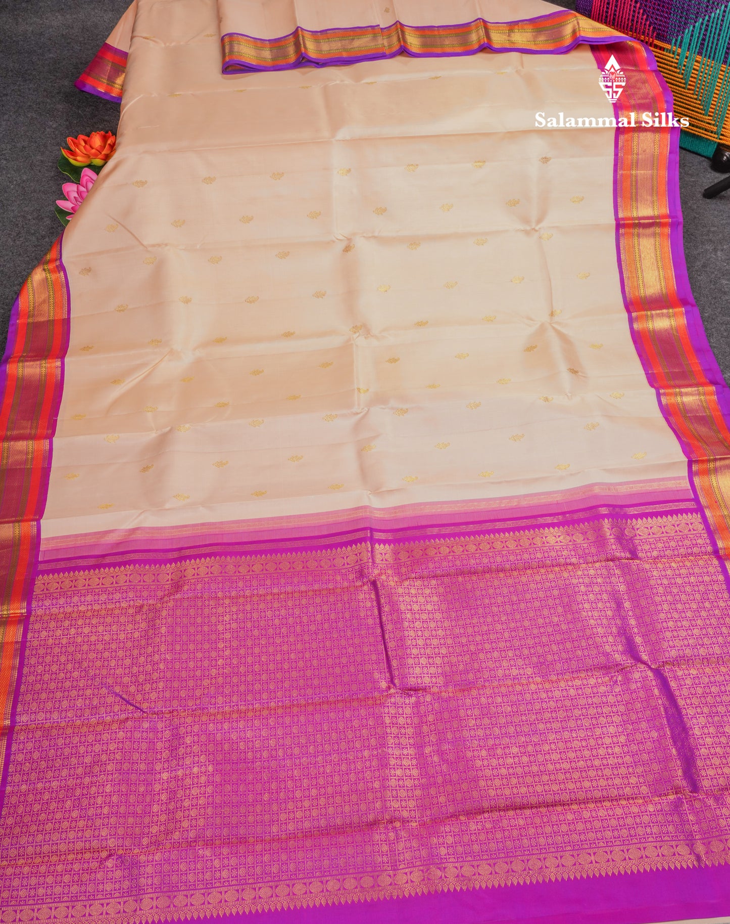 Korvai Peach Pure Kanjivaram Silk Saree With Contrast Vadamalli Traditional Border