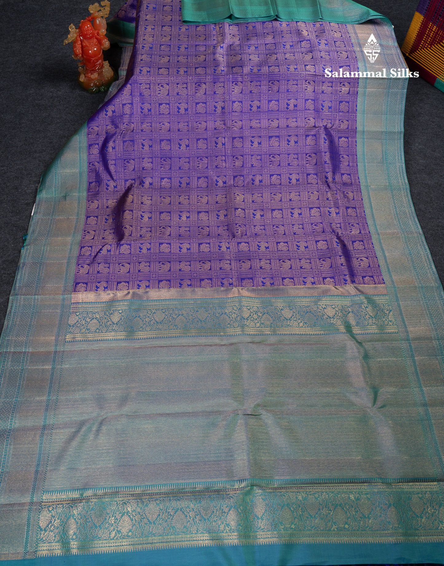 Beautiful Violet Checks Pure Kanjivaram 2G Zari Silk Saree With Contrast Sapphire Green Border