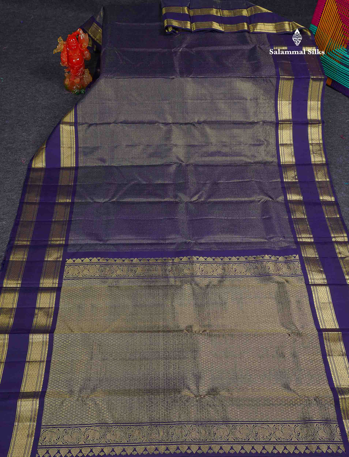 Pure Kanjivaram Silk Saree - Navy Blue Colour Body With Vaira Oosi Tiny Checks With Gap Border