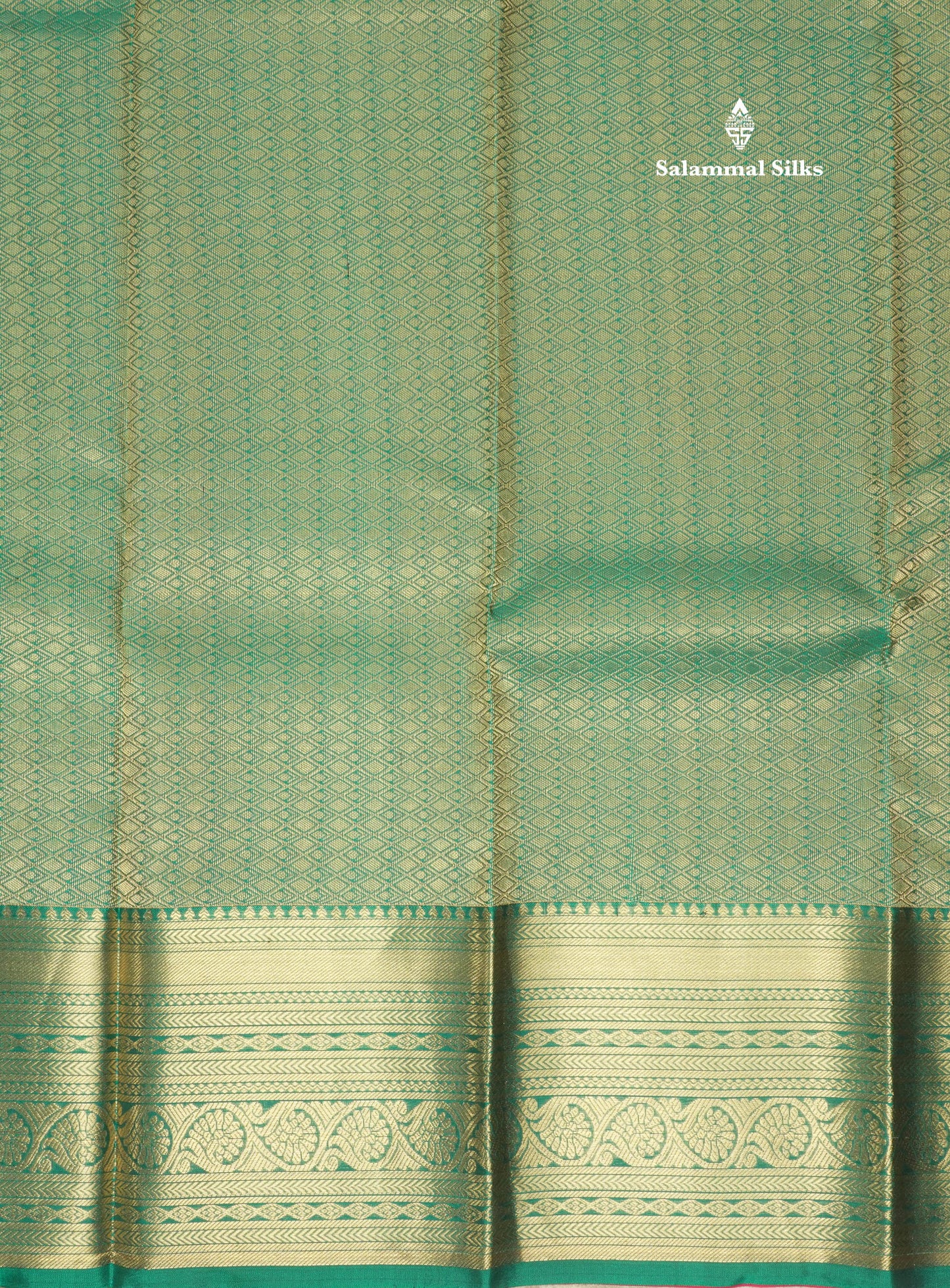 Peacock Green Pure Kanjivaram Silk Saree With Traditional Gold Zari Border