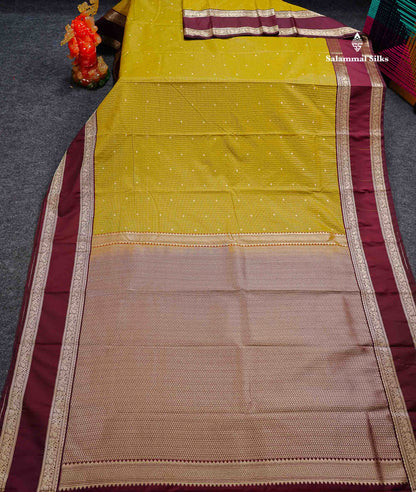 Semi Silk Saree - Mehandi Green Butta With Small Checks Along With Contrast Dark Maroon Traditional Gap Border