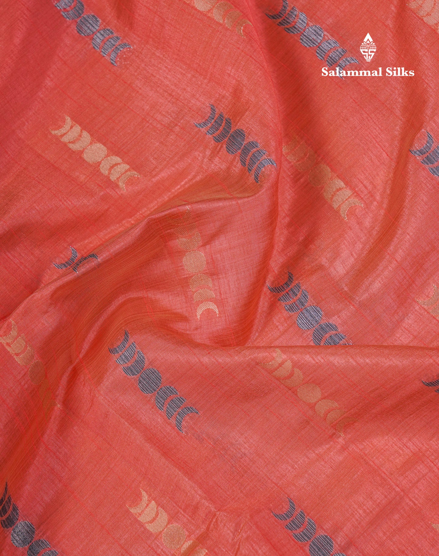 Beautiful Light Pink Semi Raw Silk Saree With Fancy Border