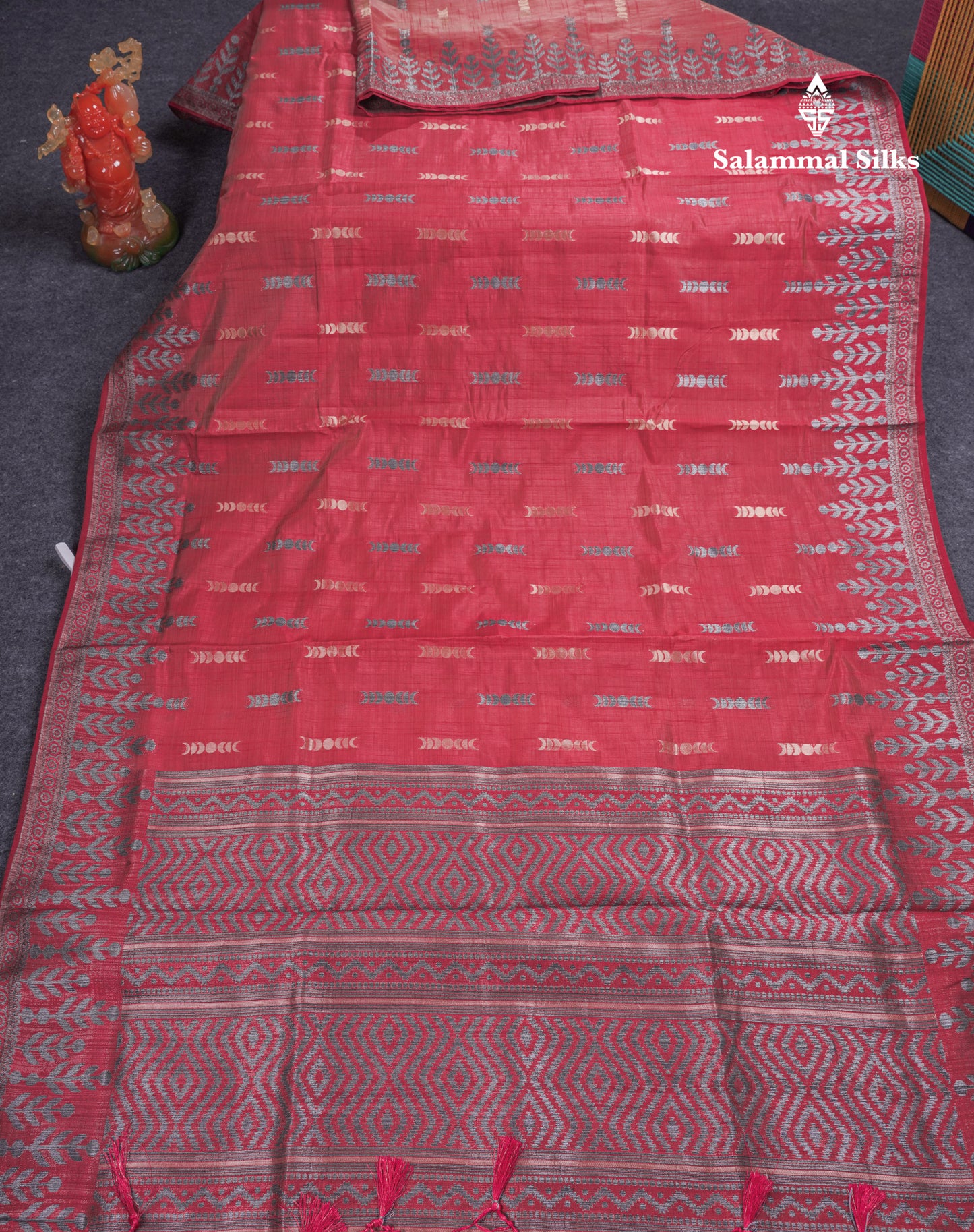 Beautiful Light Pink Semi Raw Silk Saree With Fancy Border