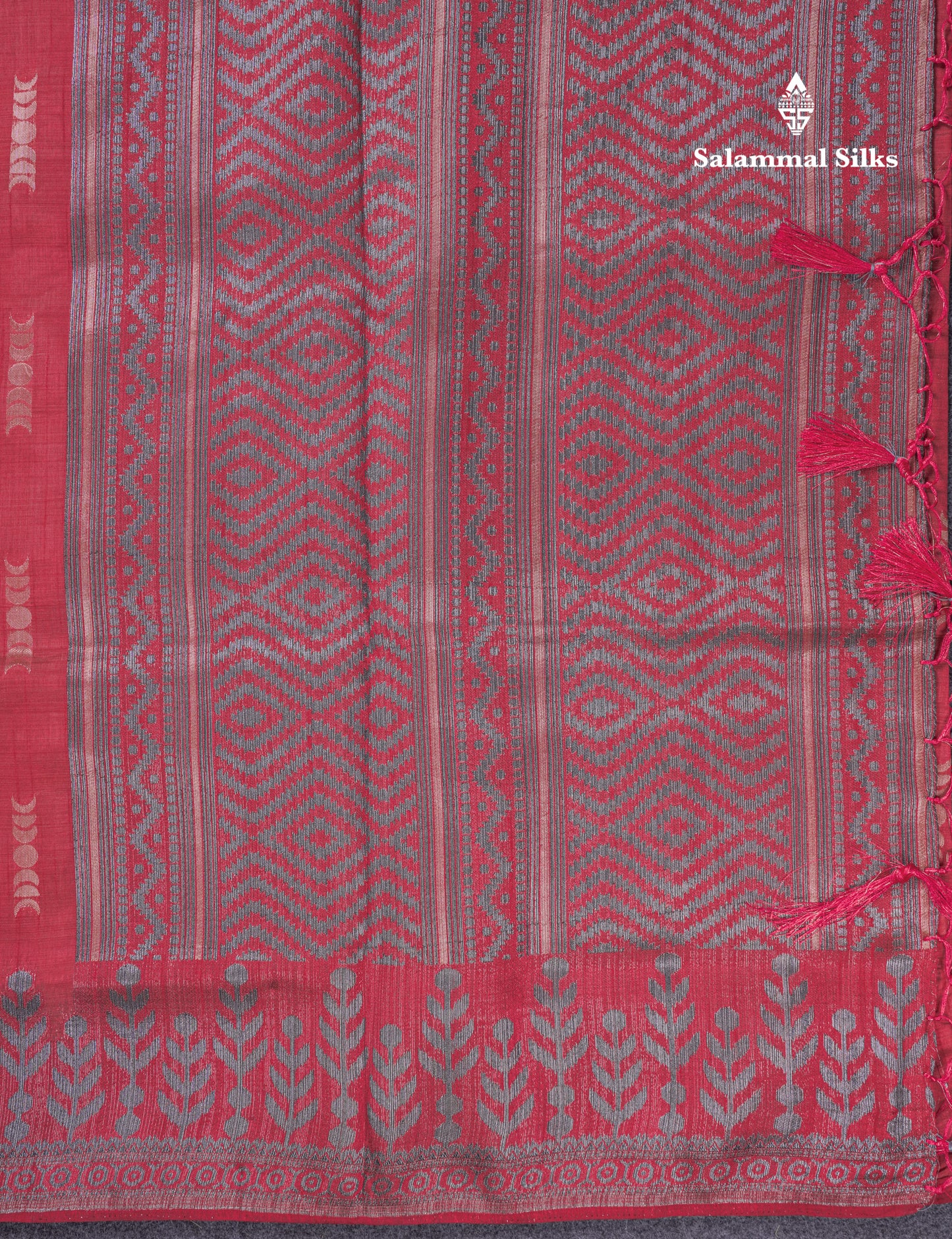Beautiful Light Pink Semi Raw Silk Saree With Fancy Border