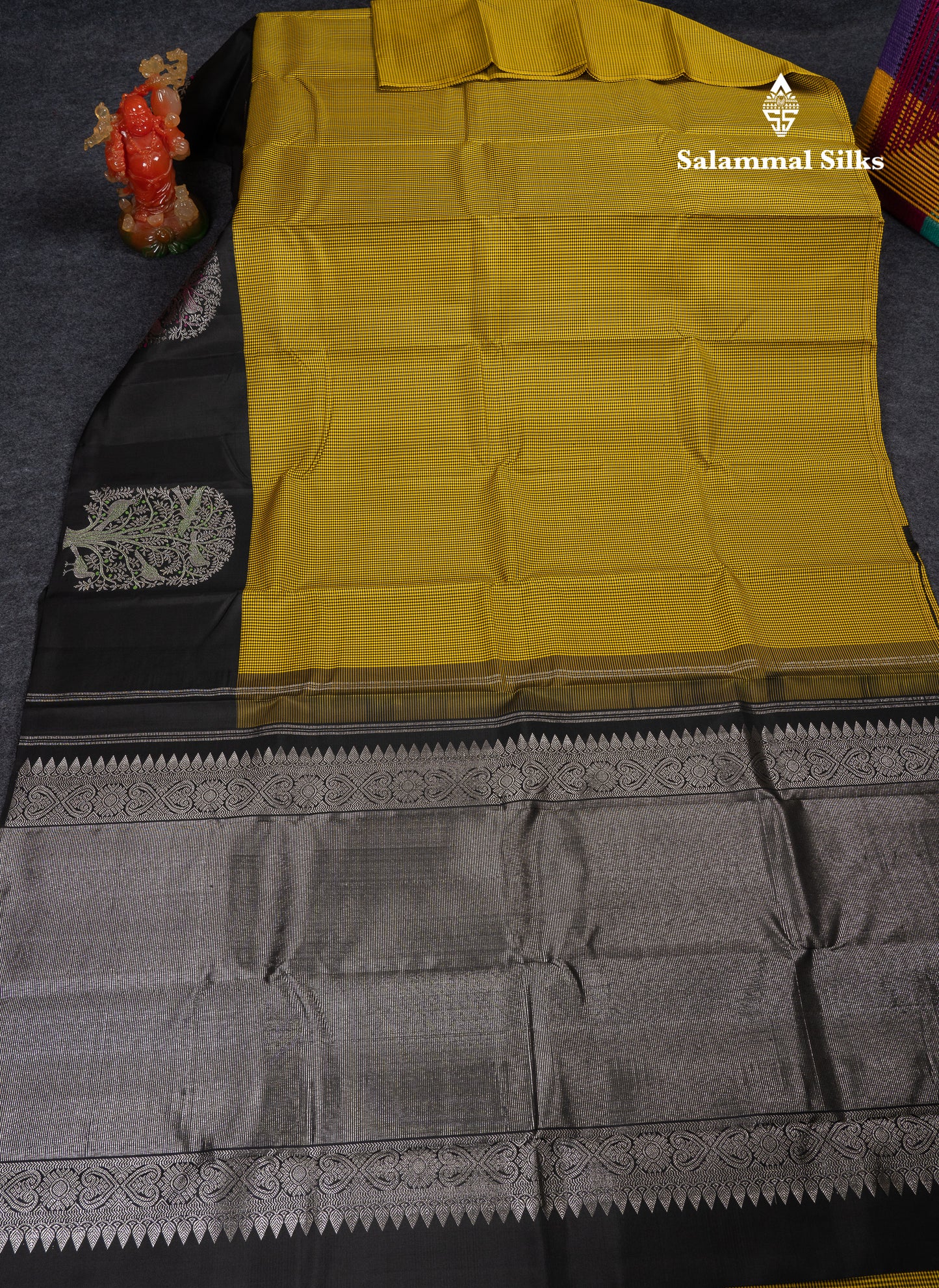 Beautiful Yellow & Black Tiny Checks Pure Kanjivaram Pure Silk Saree With Contrast Black Fancy Border