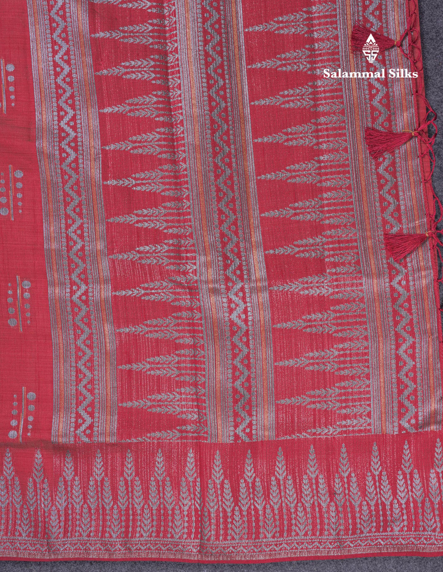Beautiful Reddish Maroon Semi Raw Silk Saree With Fancy Border