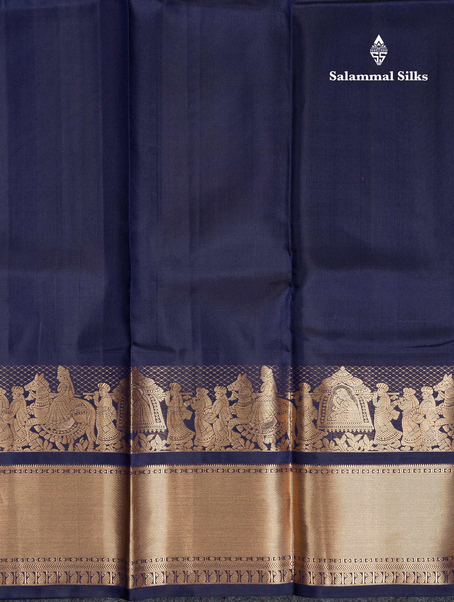 Beautiful Navy Blue Plain Pure Kanjivaram Silk Saree with Traditional Pallakku Border