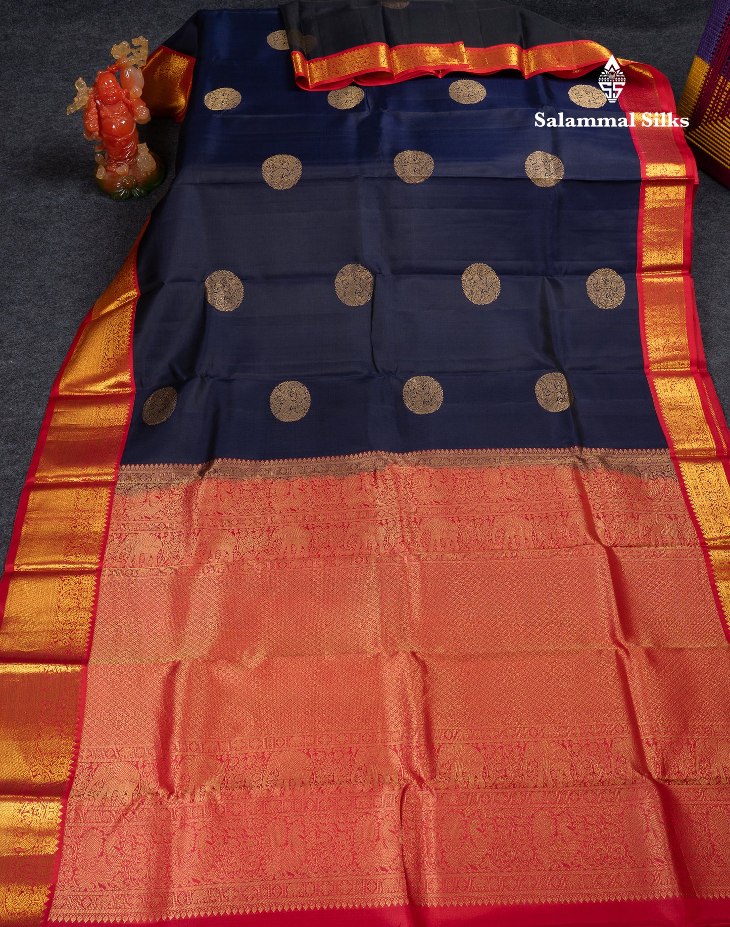 Beautiful Dark Navy Blue Pure Kanjivaram Silk Saree With Contrast Chilly Red Traditional Border