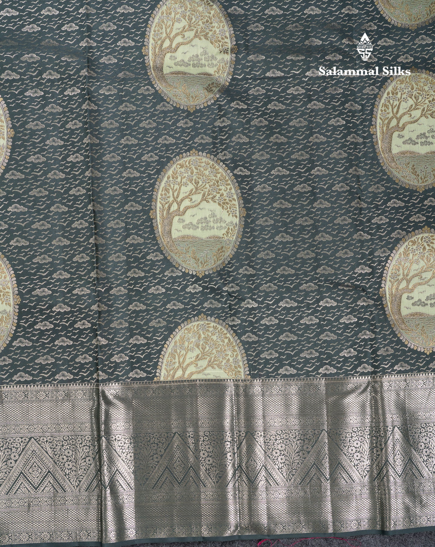 Beautiful Greenish Grey Fancy Pure Kanjivaram Silk Saree with Traitional Evening Morning Border