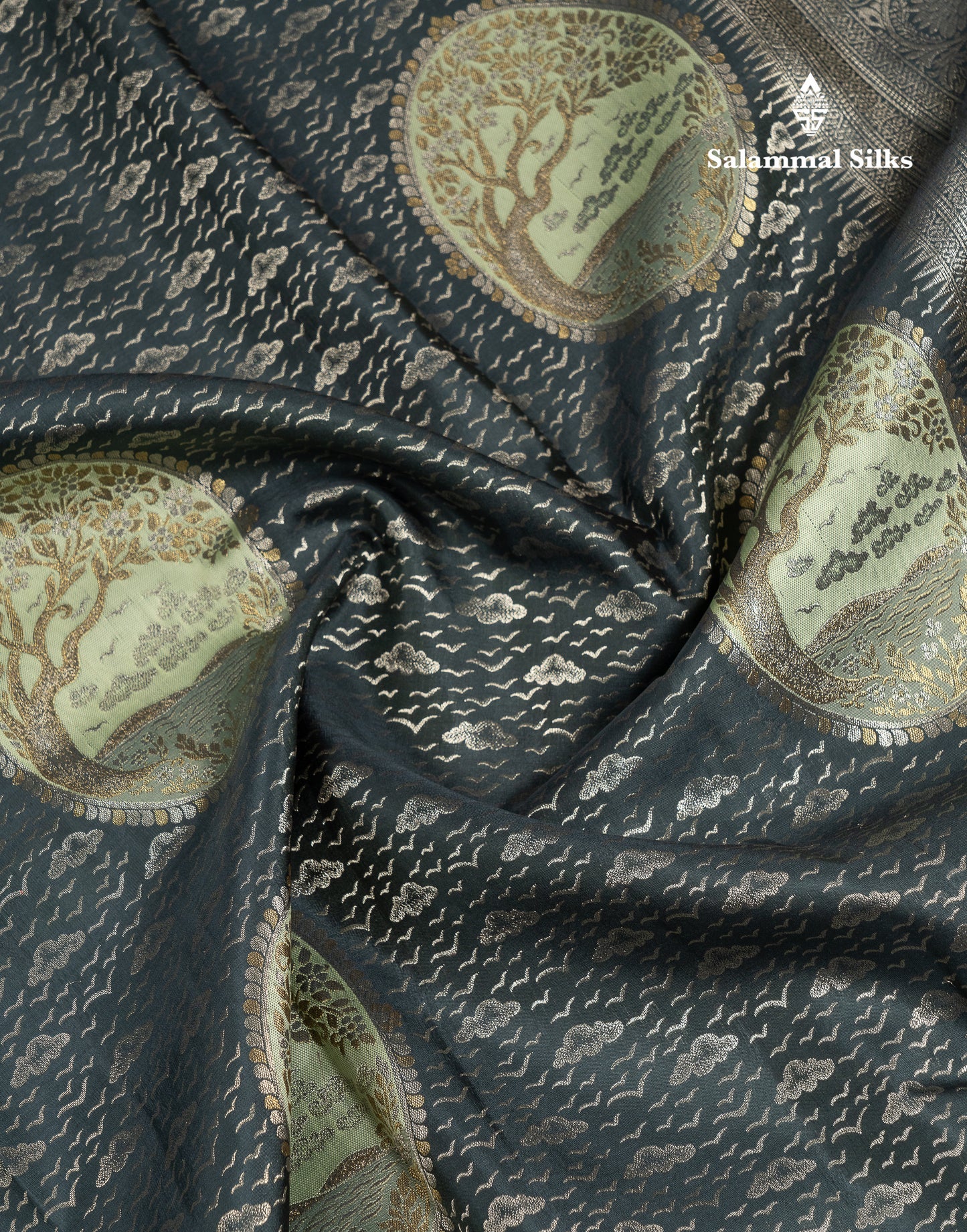 Beautiful Greenish Grey Fancy Pure Kanjivaram Silk Saree with Traitional Evening Morning Border