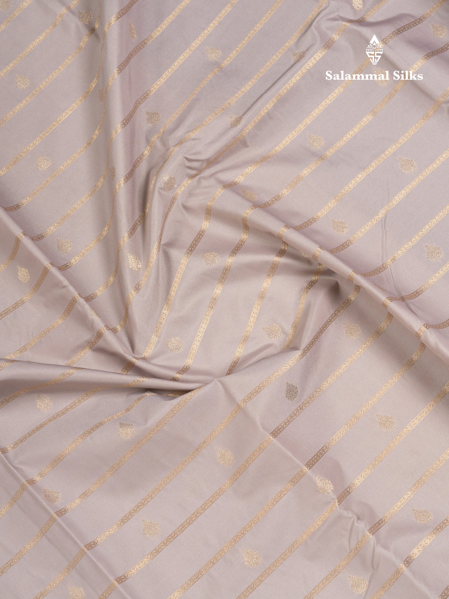Beautiful Light Grey Semi Silk Saree With Contrast Magenta Traditional Gap Border