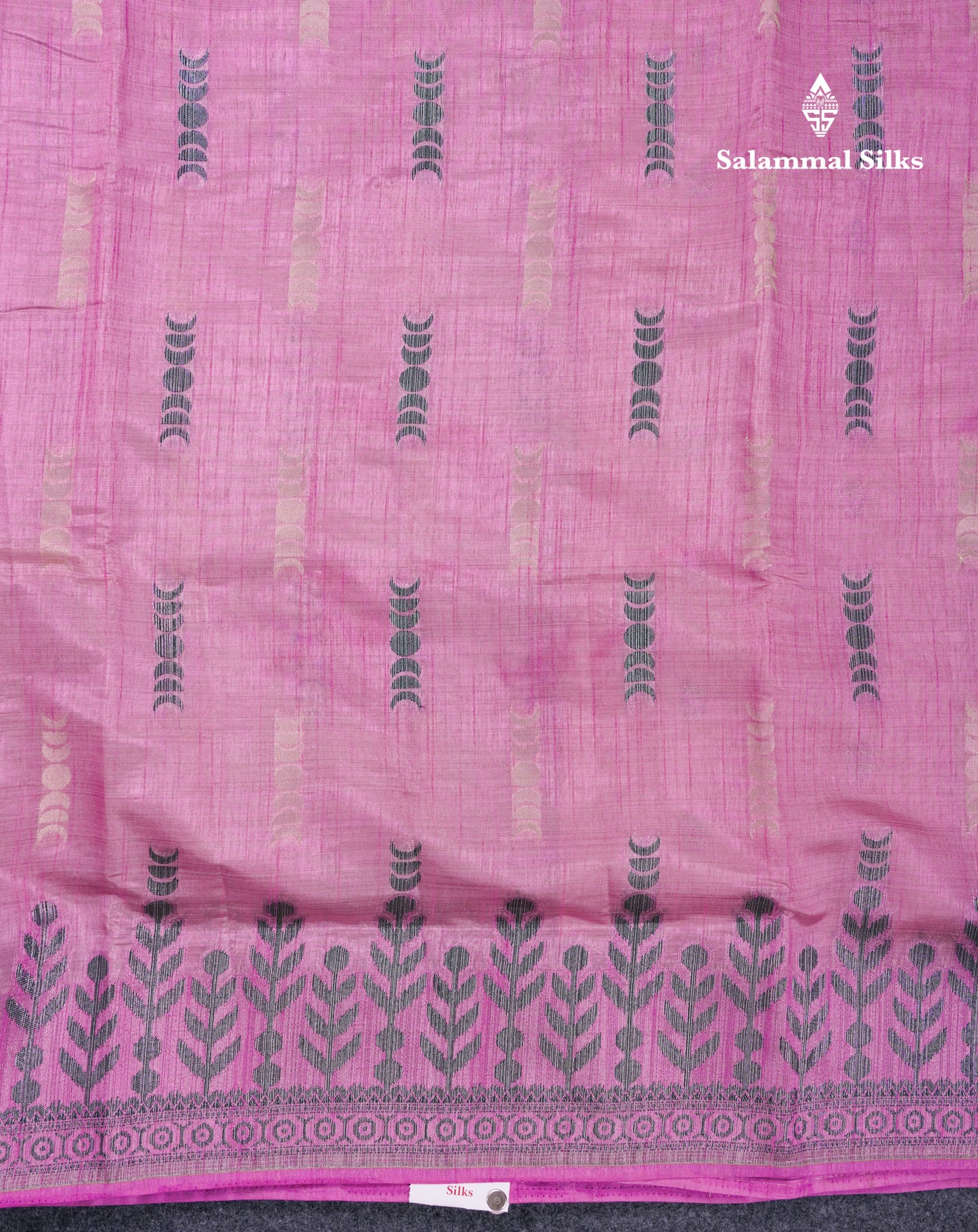 Beautiful Light Pink Semi Raw Silk Saree With Fancy Border