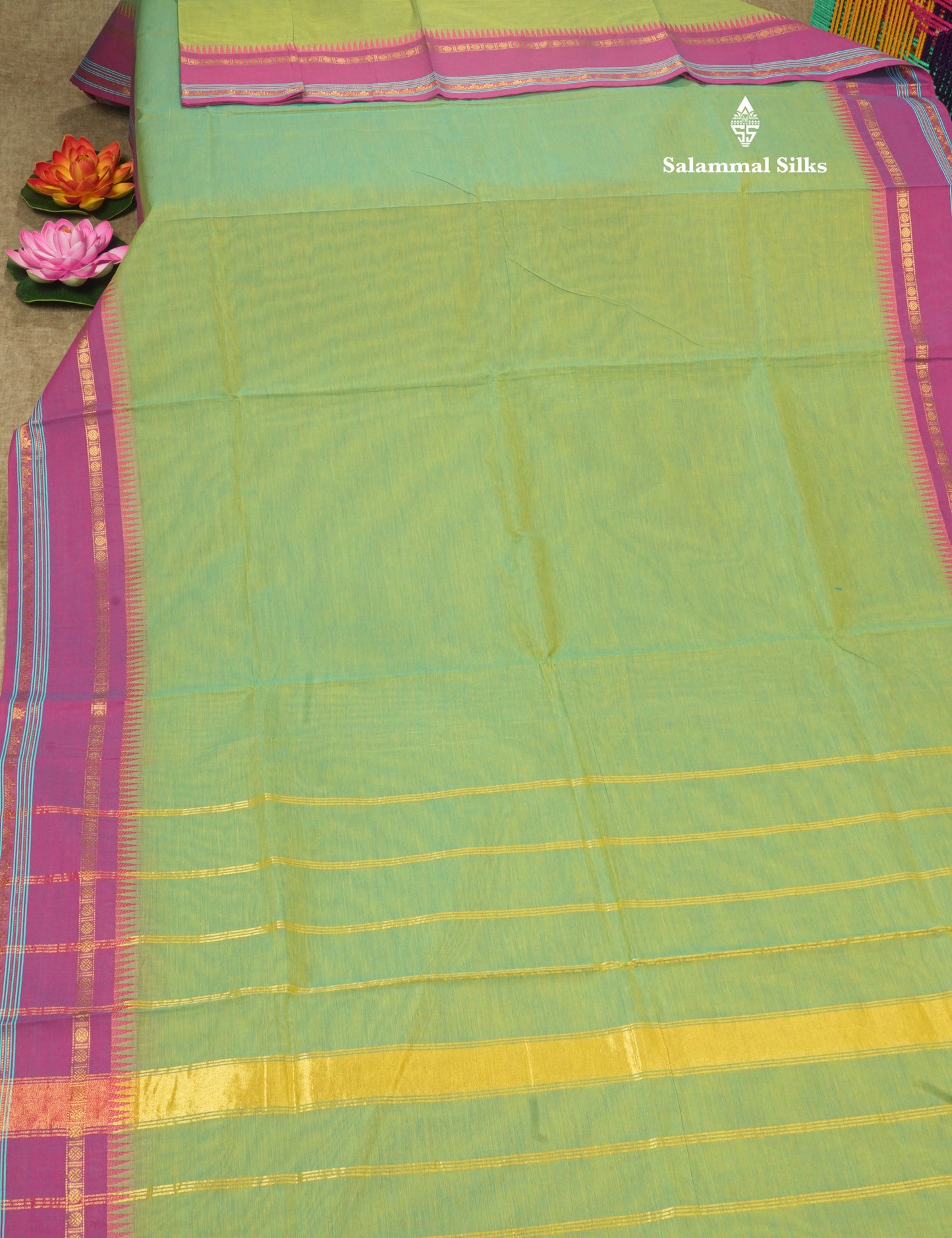 Parrot Green Beautiful Pure Cotton Saree With Contrast Vadamalli Traditonal Gap Border