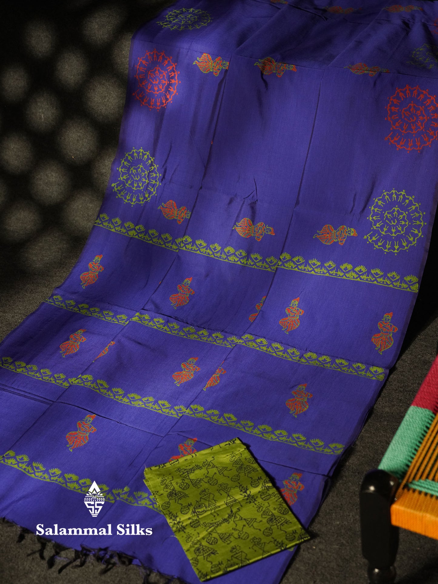 Beautiful Royal Blue South Cotton Printed Saree With Contrast Parrot Green Blouse