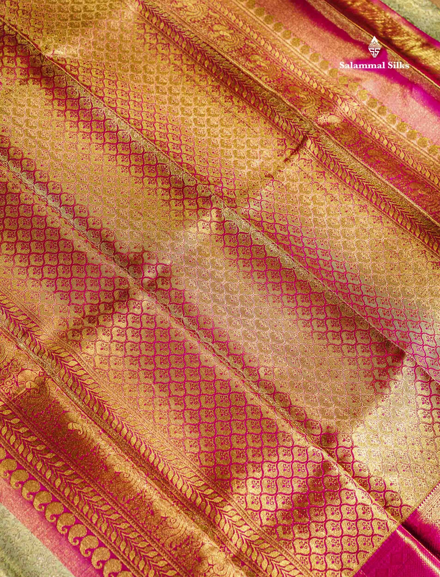 Light Parrot Green Tissue Bridal Pure Kanjivaram Silk Saree With Contrast Magenta Pink Border