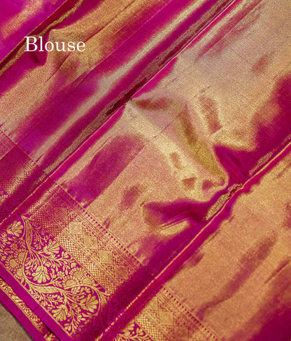 Light Parrot Green Tissue Bridal Pure Kanjivaram Silk Saree With Contrast Magenta Pink Border