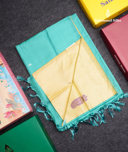 Beige Banana Pinth Saree (Vaazhainaar Pattu) With Contrast Sapphire Green Blouse