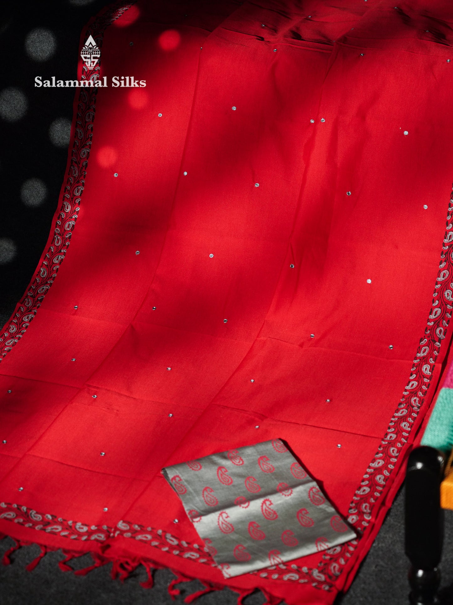Beautiful Chilly Red Mirror Work Printed South Cotton Saree With Contrast Grey Blouse
