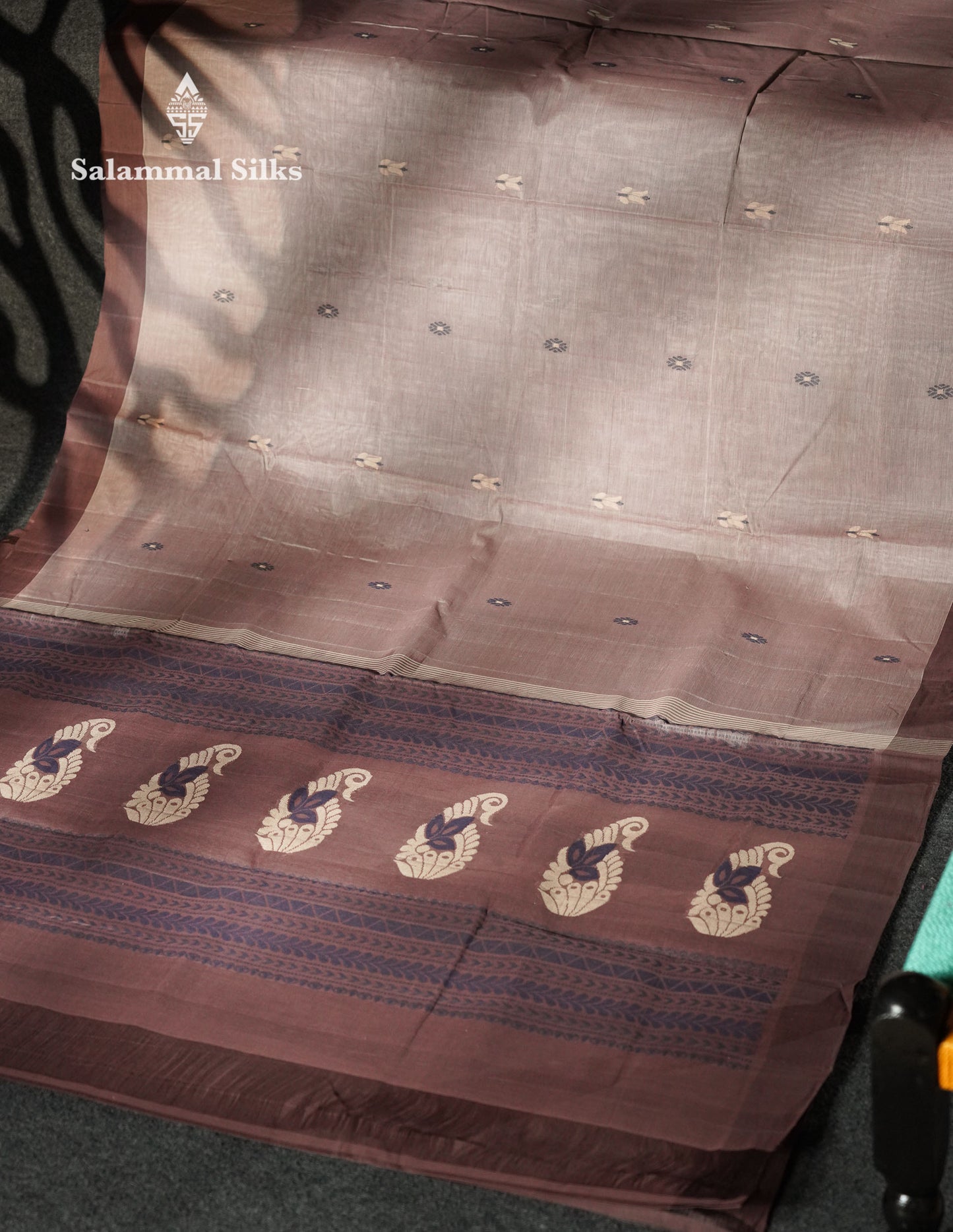 Beautiful Light Chocolet Thread Buttas Handloom Pure Cotton Saree With Coffee Brown Border