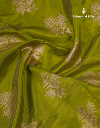 Beautiful Onion Pink Semi Raw Silk Saree With Fancy Border